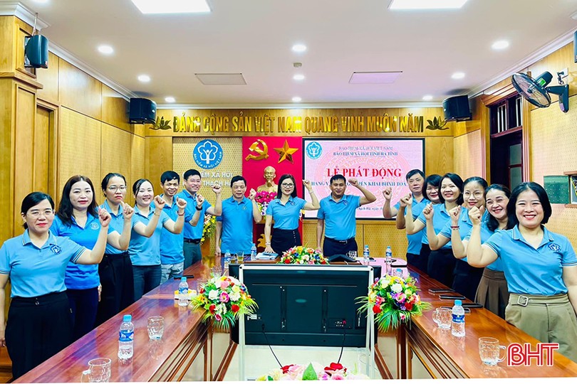 Tinh thần quyết tâm của cán bộ, viên chức BHXH huyện Thạch Hà tại lễ phát động ra quân tháng vận động triển khai BHXH toàn dân tháng 5/2024.